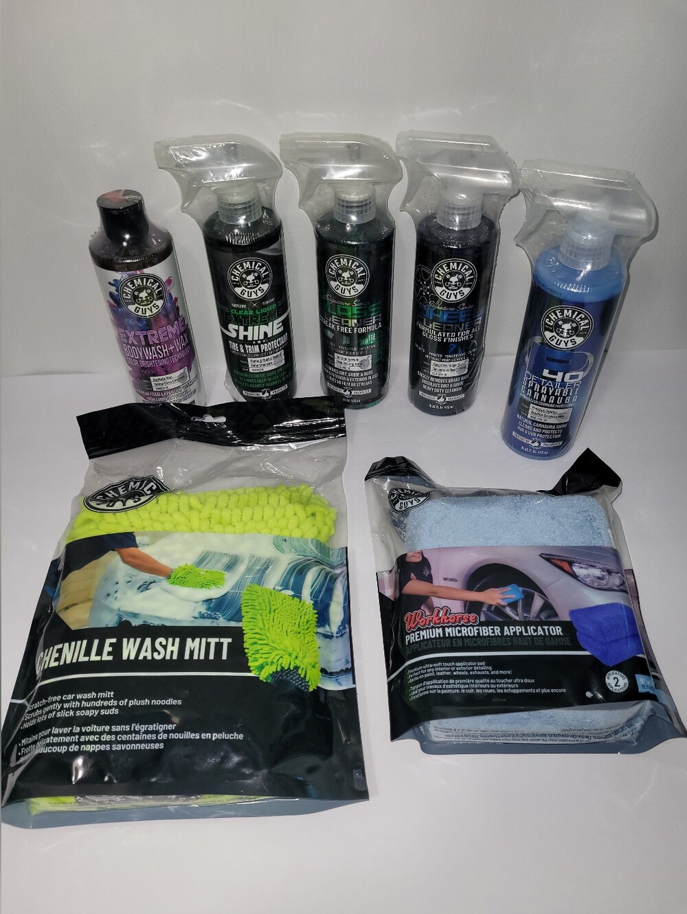 (New) 7 Piece Chemical Guys Car Cleaning Bundle